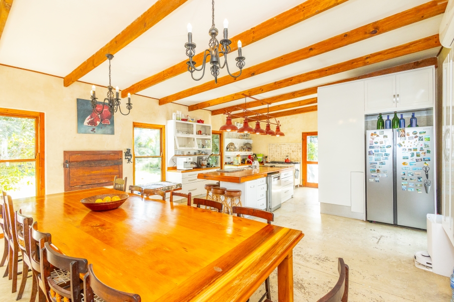 5 Bedroom Property for Sale in Langerug Western Cape